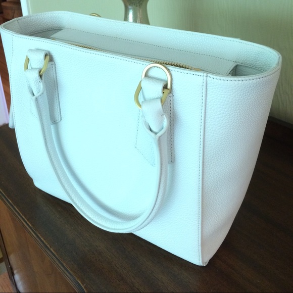Dagne Dover Handbags - ❗️ SALE❗️Dagne Dover Mini/Midi WHITE discont color